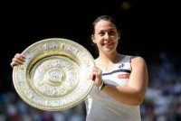 Marion Bartoli thrashes Sabine Lisicki to win Wimbledon title