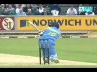 Sachin Tendulkar 105 vs Eng Riverside Ground Chester-le-Street Durham 2002