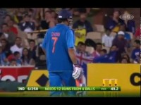 M.S Dhoni's 112m Six In The Last Over Vs Australia Ind Vs Aus 4th Odi 12 Feb 2012 HD