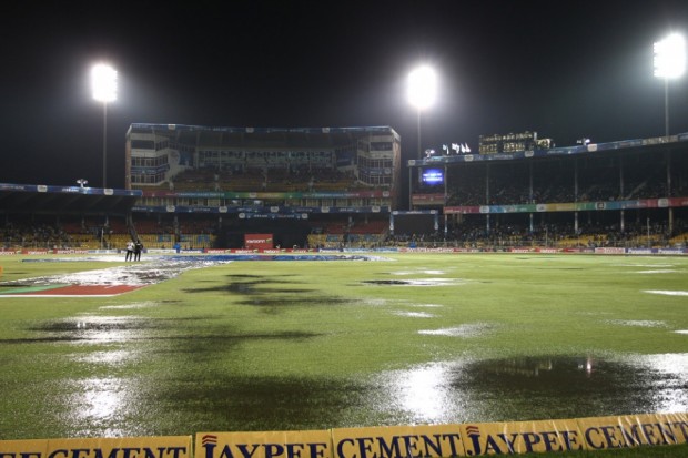 CLT20: Rain In, SRH out