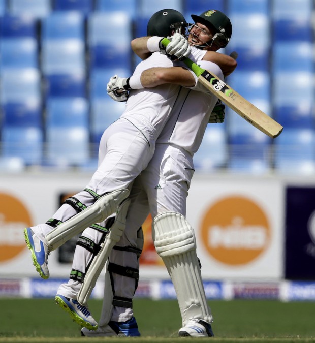 Smith and de Villiers' Captain & Keeper pair make records