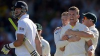 Ashes 3rd Test Day 2: Australia tighten the screws