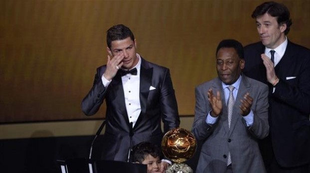 Ballon d’OR 2013: Cristiano Ronaldo wins the big prize for the 2nd time in his career
