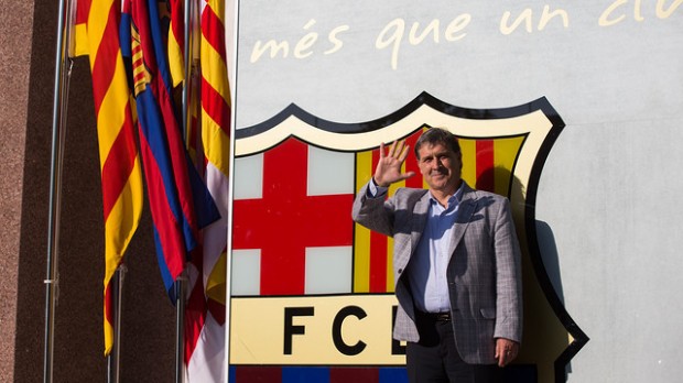 Should Barcelona persists with Tata Martino as their manager next season?